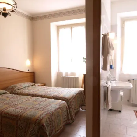 Brisino 스트레사