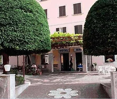 Brisino Hotel 3*